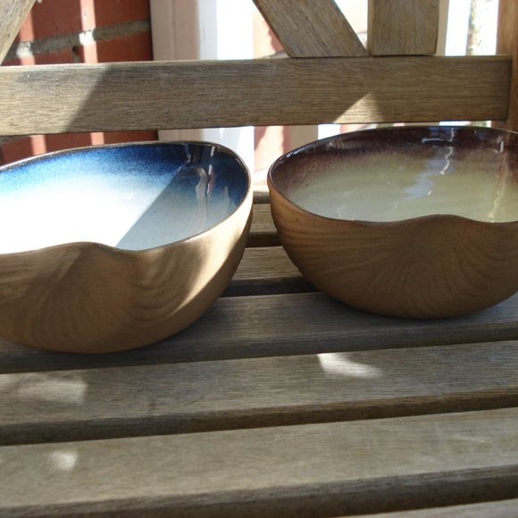 TWO PETER POTS QUAHOG BOWLS SEAGULL BLUE & MAHAGONY BROWN - Picture 5 of 10